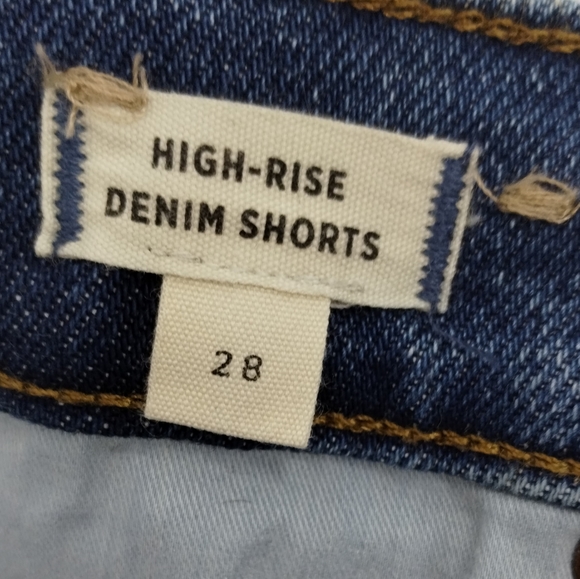 Madewell High Rise Denim Shorts - Picture 4 of 14